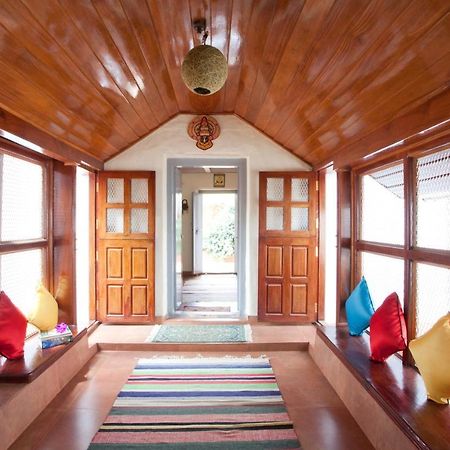 Sardar Bahadur'S Heritage Bungalow Estate Stay Napoklu Luaran gambar