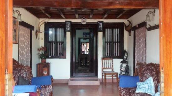 Sardar Bahadur'S Heritage Bungalow Estate Stay Napoklu Luaran gambar