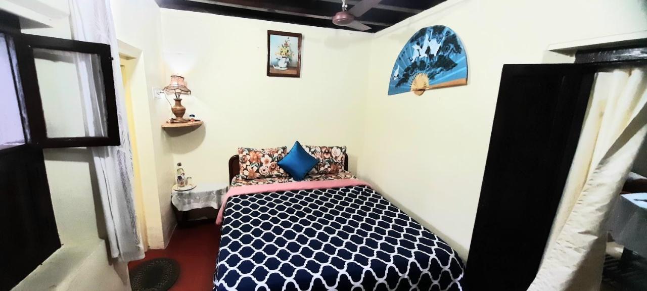 Sardar Bahadur'S Heritage Bungalow Estate Stay Napoklu Luaran gambar
